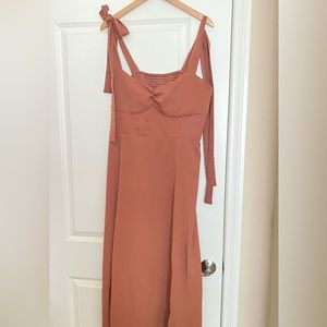 Beautiful dress for a wedding or just out.